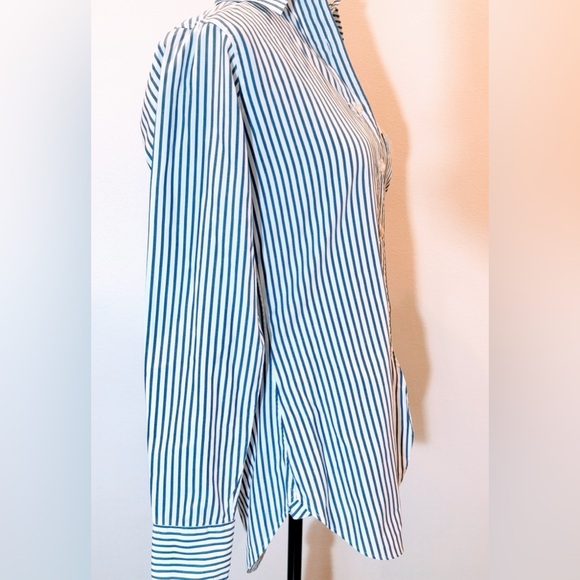 Ann Mashburn Like-New- Small- navy and white striped Boyfriend button down shirt - Picture 2 of 9